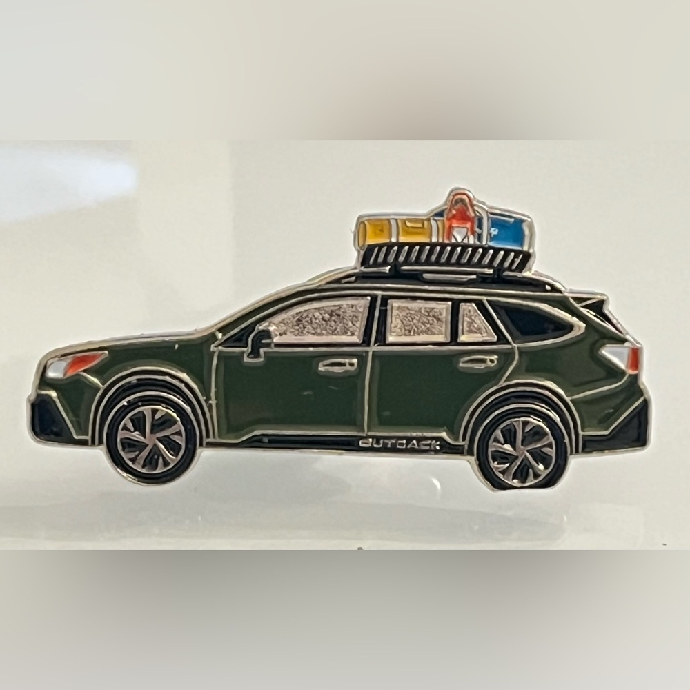 SUBARU Outback Green Enamel Collectible Car Pin Lapel Pin Hat Pin